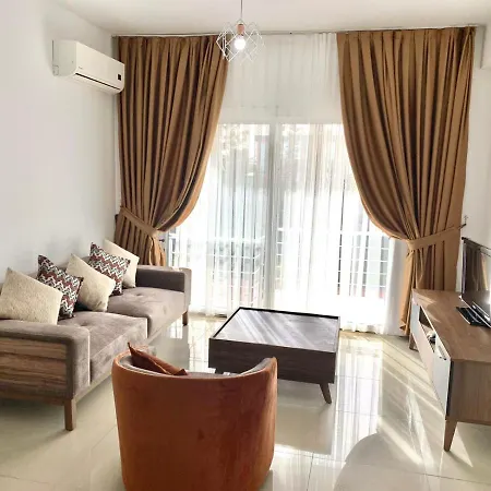 Luxury Two-bedroom In Amazing Place Lukomorye E5 Appartamento *
