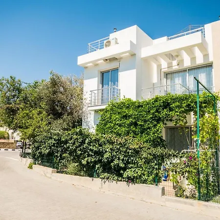 Luxury Two-bedroom In Amazing Place Lukomorye E5 Apartment Karavas (Northern Cyprus)
